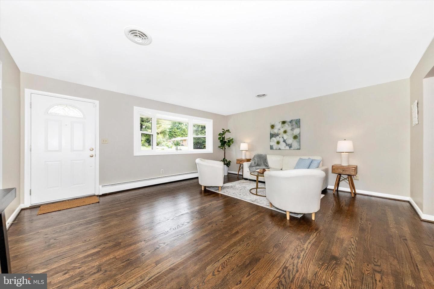 3494 Walker Drive photo 2