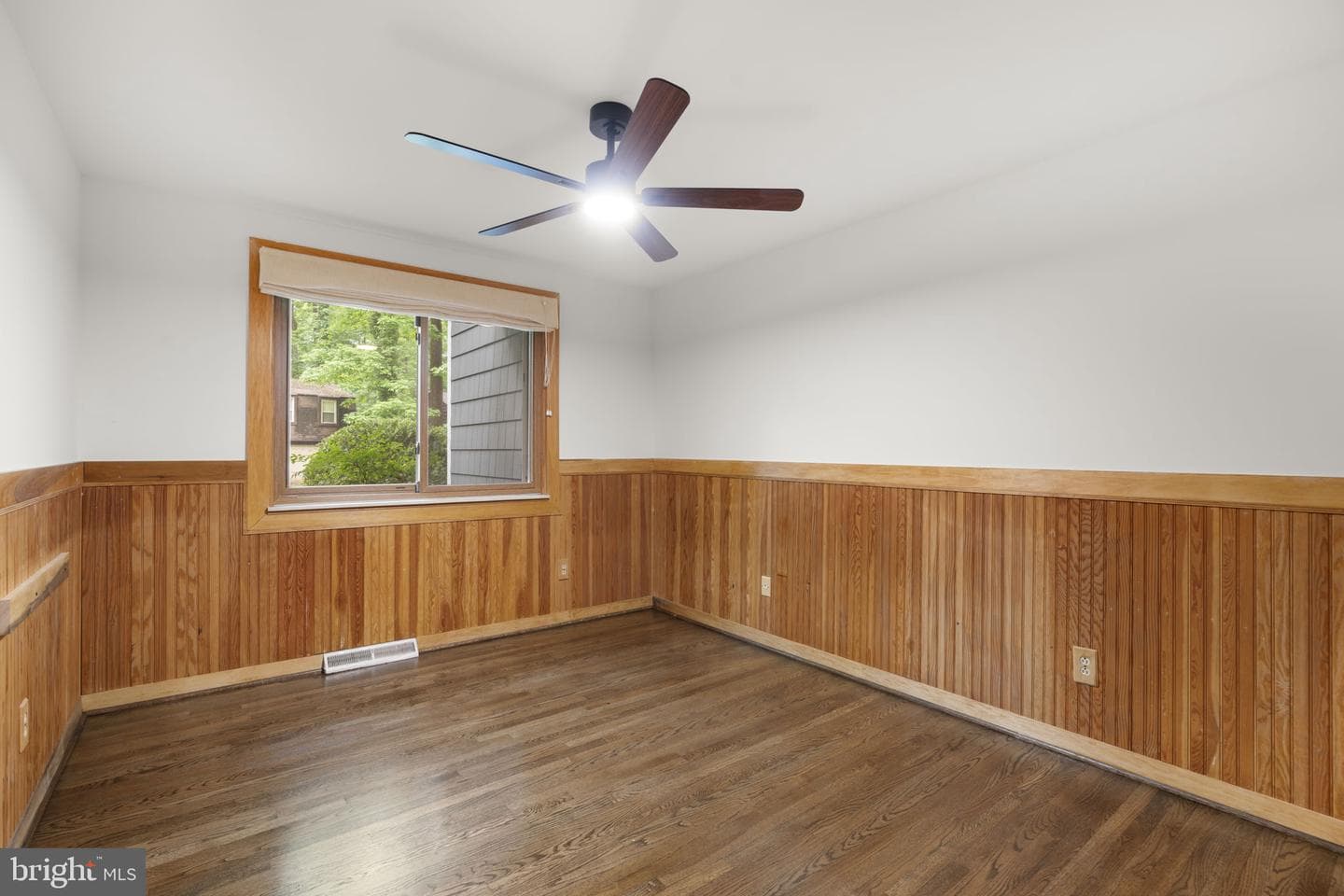 5206 Hesperus Drive photo 27