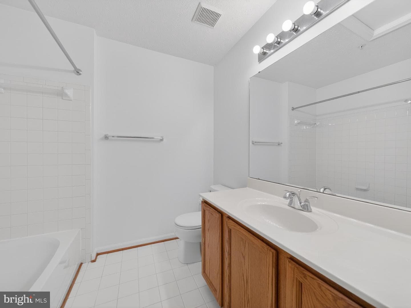 8807 Ashberry Court photo 40