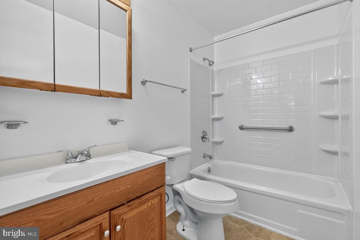 9220 Bridle Path Lane #N photo 13