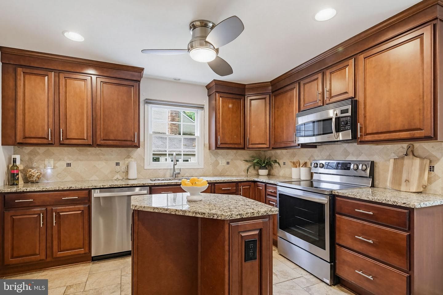 10206 Blandford Way photo 15