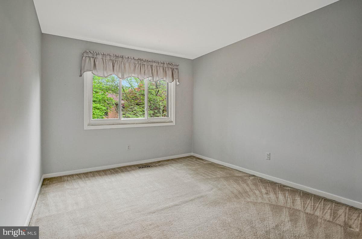 5632 Thicket Lane photo 34