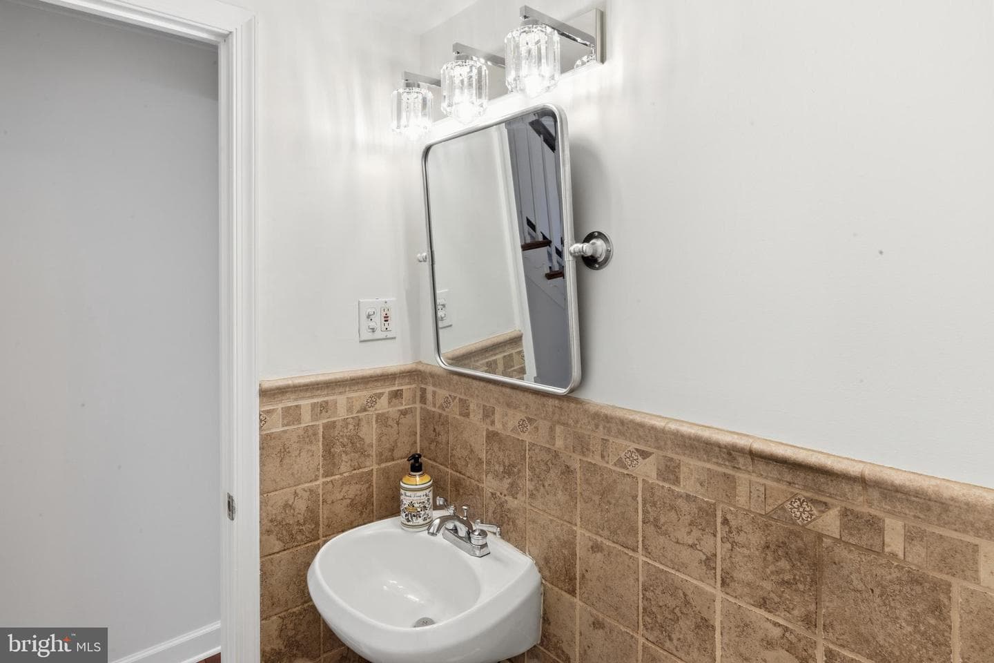 5066 Durham Road W photo 19