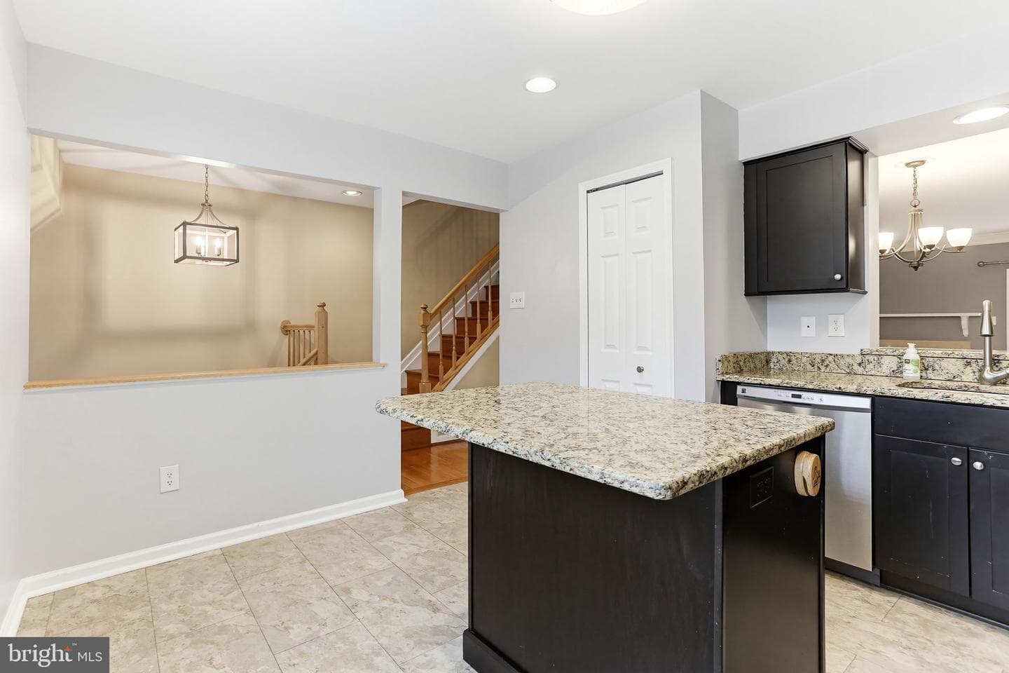 6102 Little Foxes Run photo 6