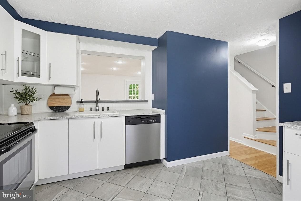 9617 Quarry Bridge Court photo 4