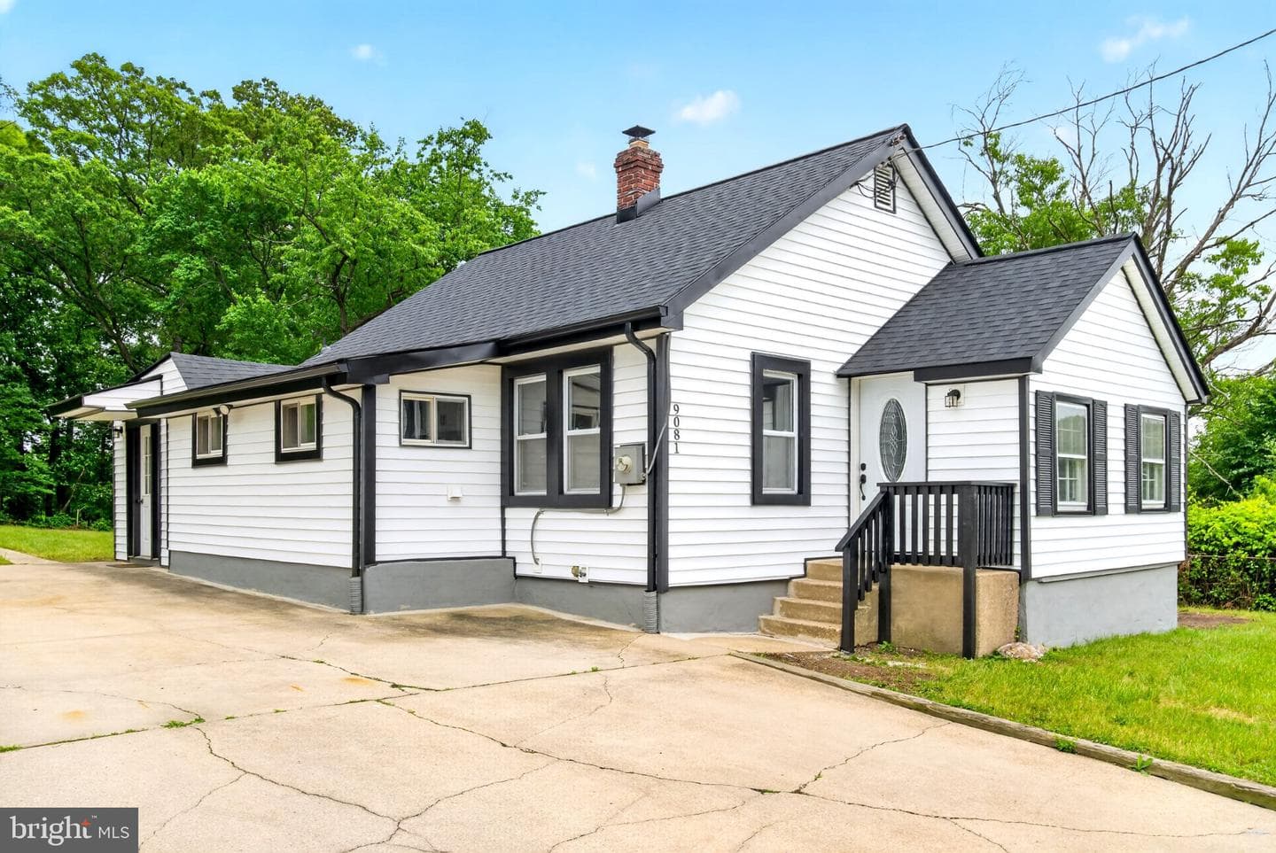 9081 Dumhart Road, Laurel