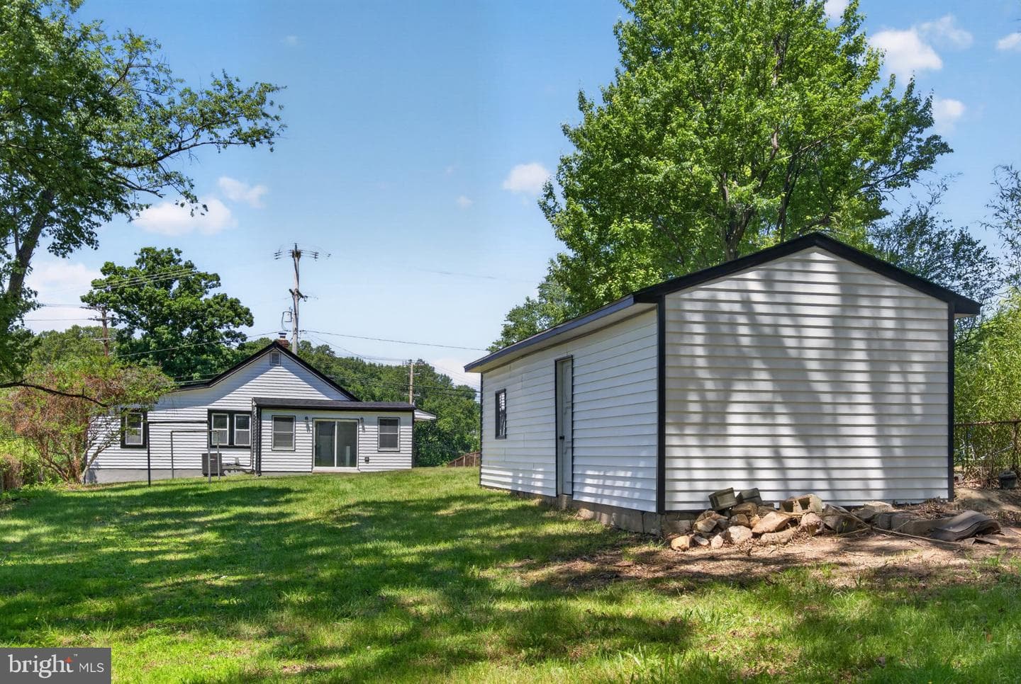 9081 Dumhart Road photo 45