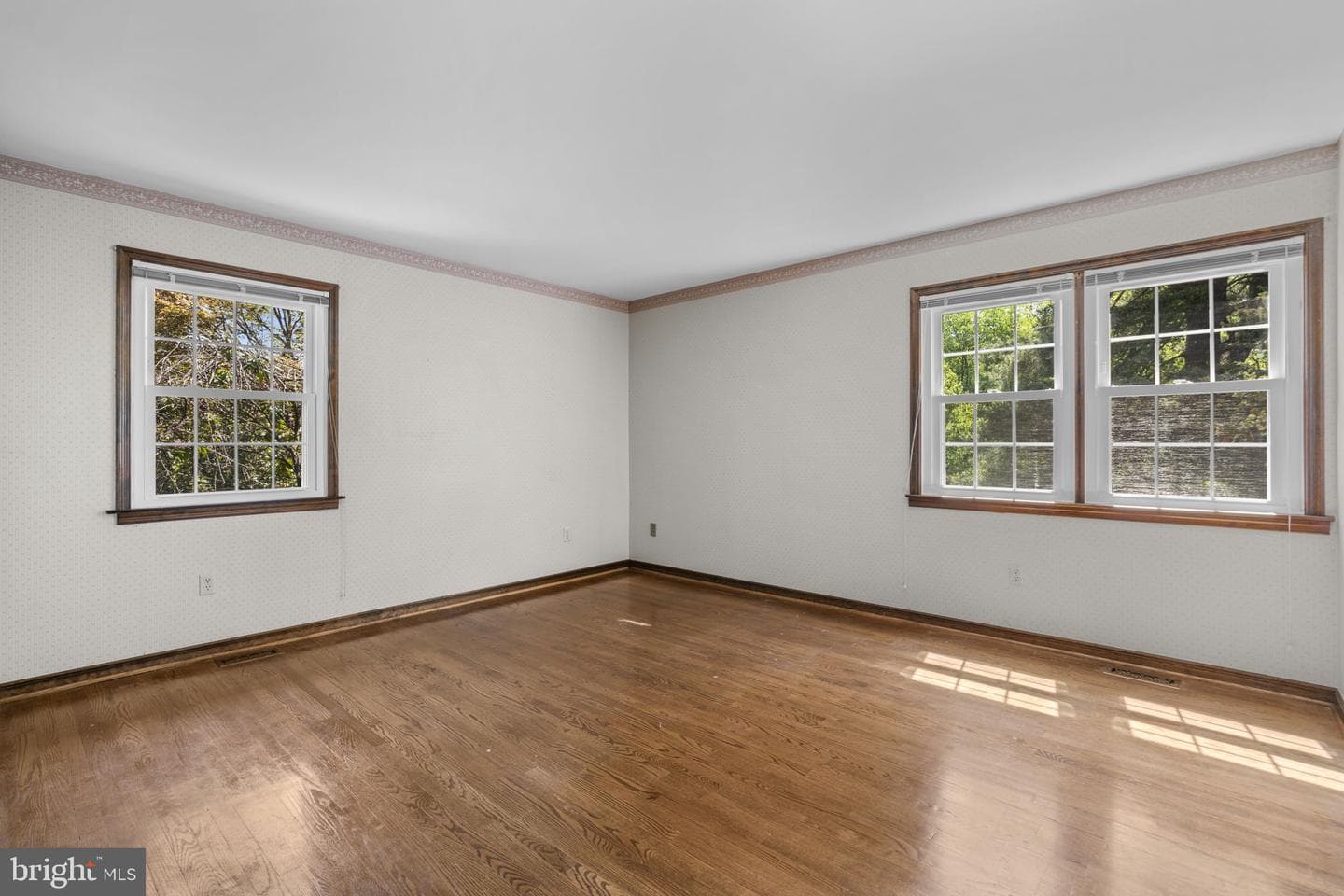 9187 Furrow Avenue photo 29
