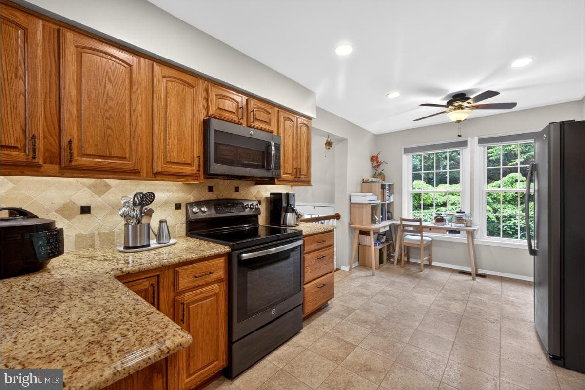 7347 Swan Point Way #12-2 photo 4