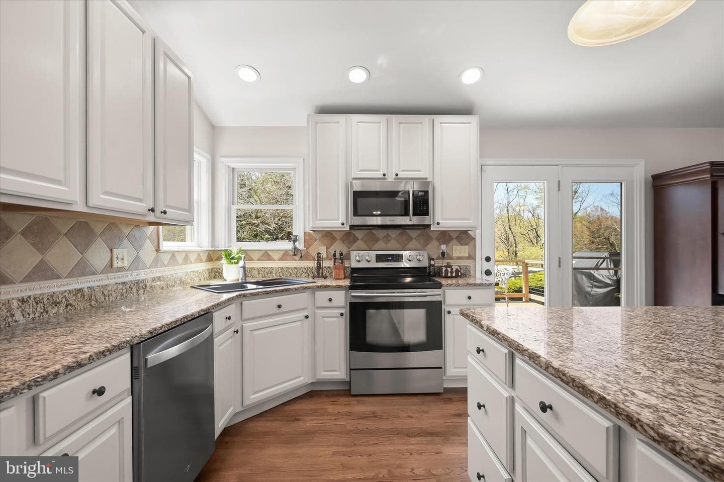 14289 Old Frederick Road photo 19