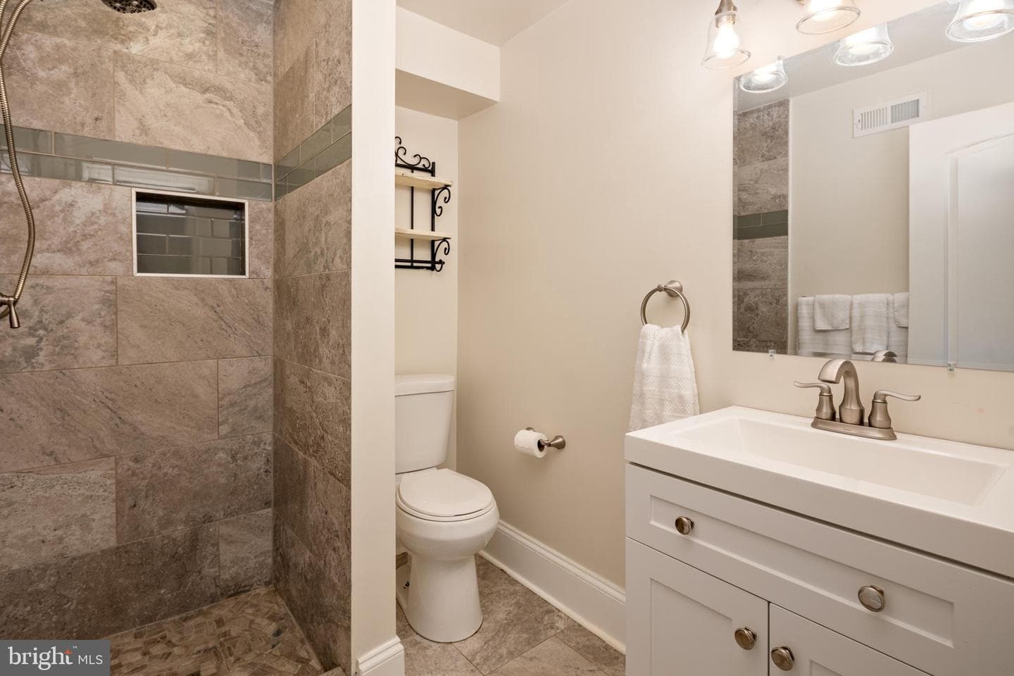 5444 Wolf River Lane photo 28