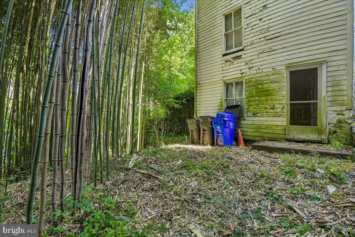 8472 Frederick Road photo 20