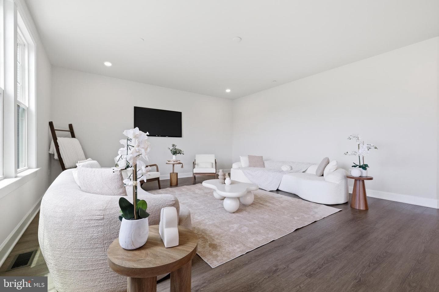7548 Zoe Lane photo 19