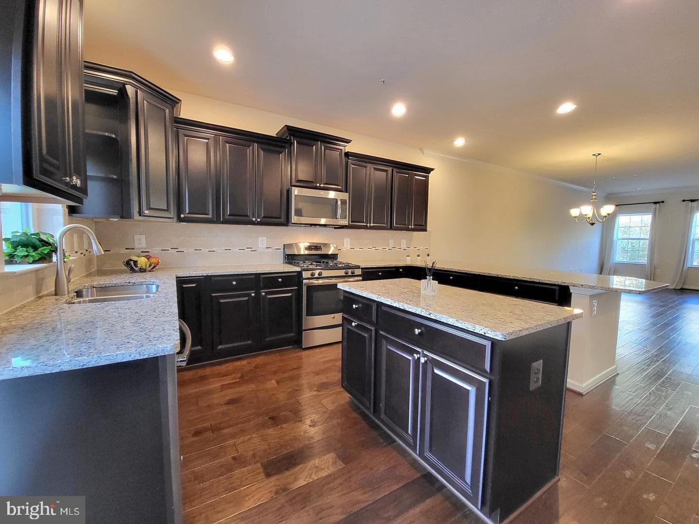 7439 Saint Margarets Boulevard photo 3