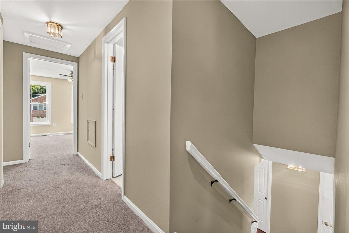 6630 Windsor Court photo 25