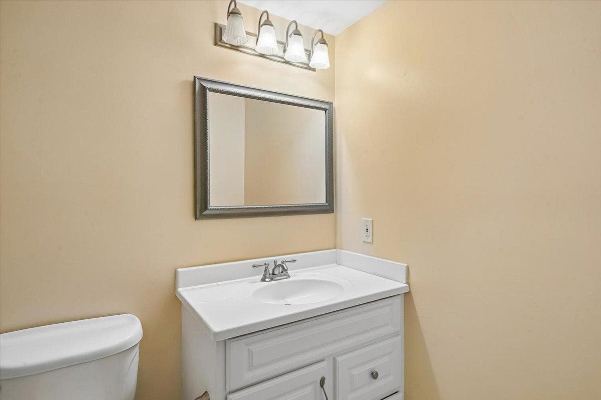 6219 Stratford Court photo 29