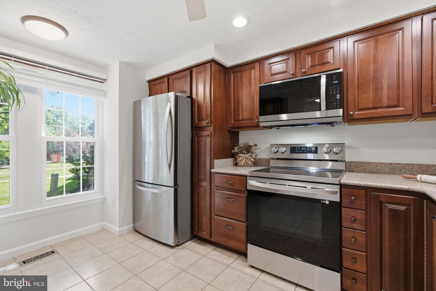 10893 Olde Woods Way photo 13