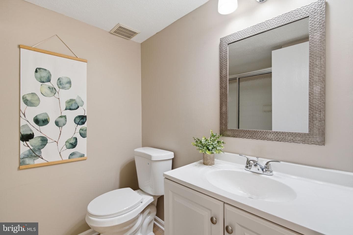 10893 Olde Woods Way photo 32
