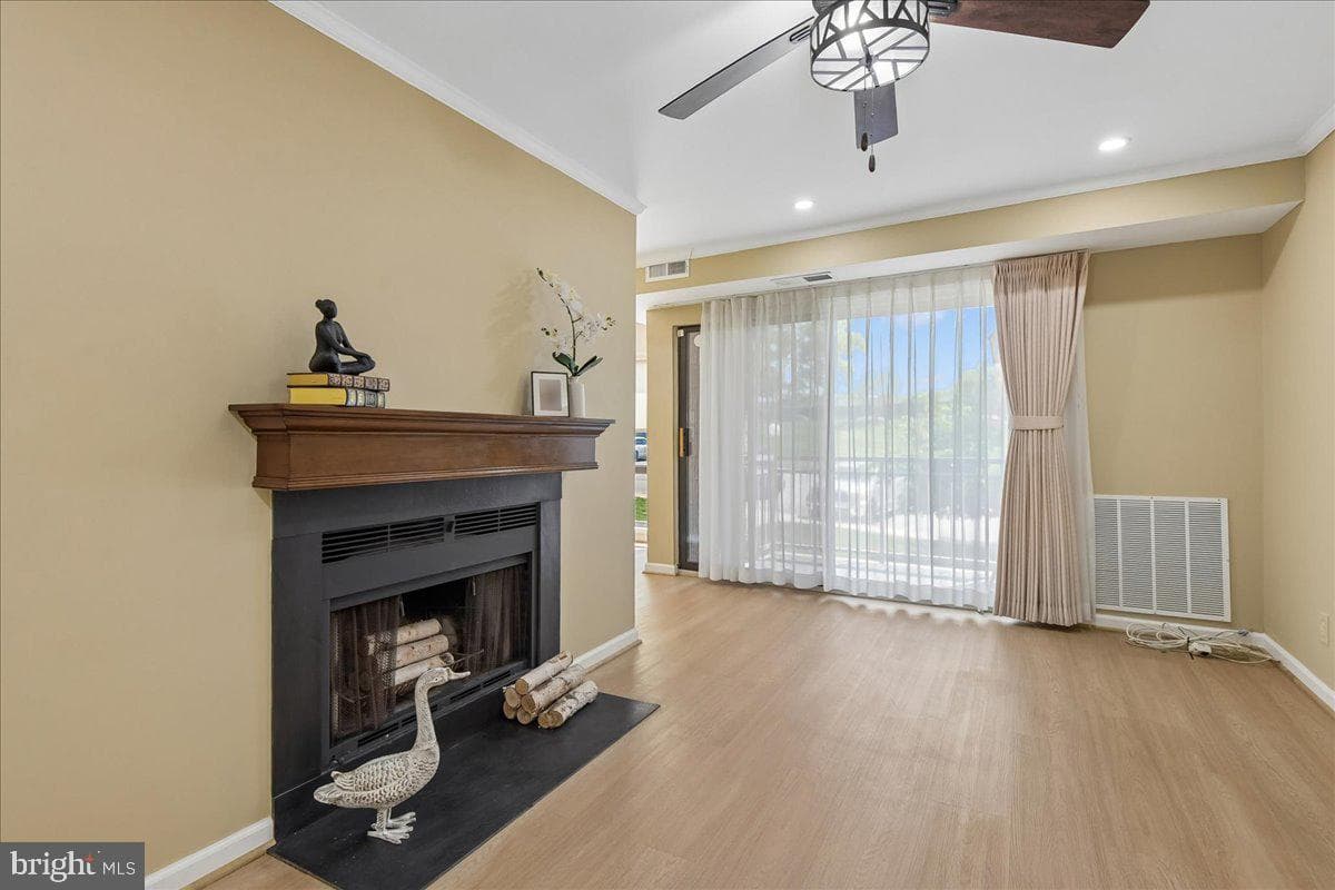 6005 Majors Lane #5 O29 photo 11