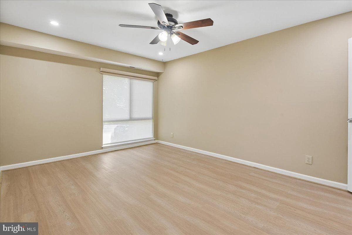 6005 Majors Lane #5 O29 photo 16