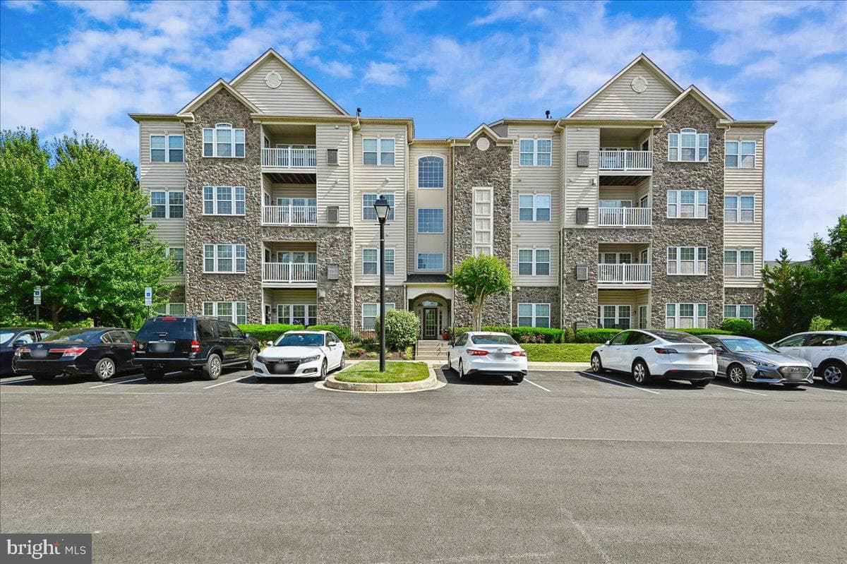 11125 Chambers Court #d, Woodstock