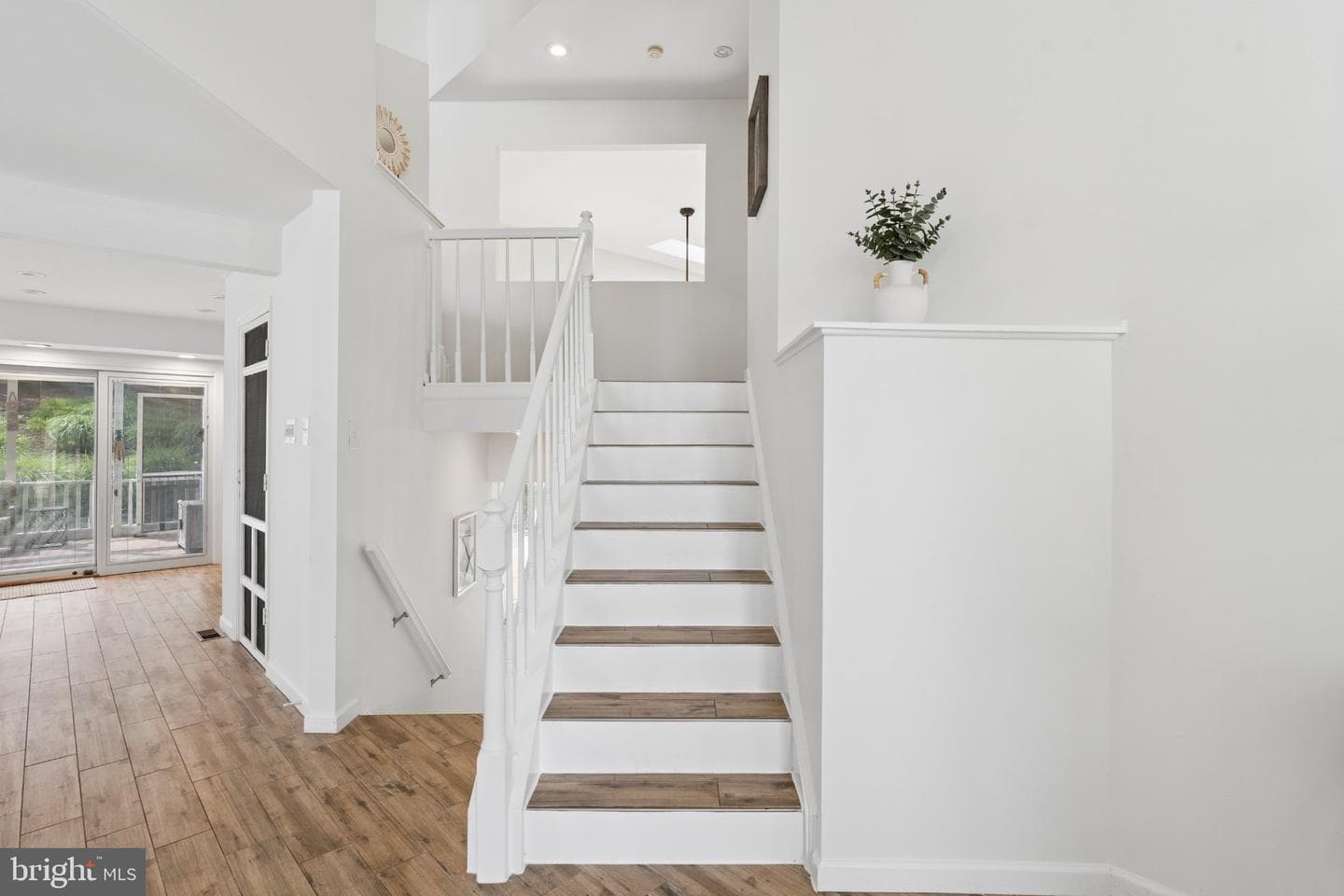 2389 Ballard Way photo 30