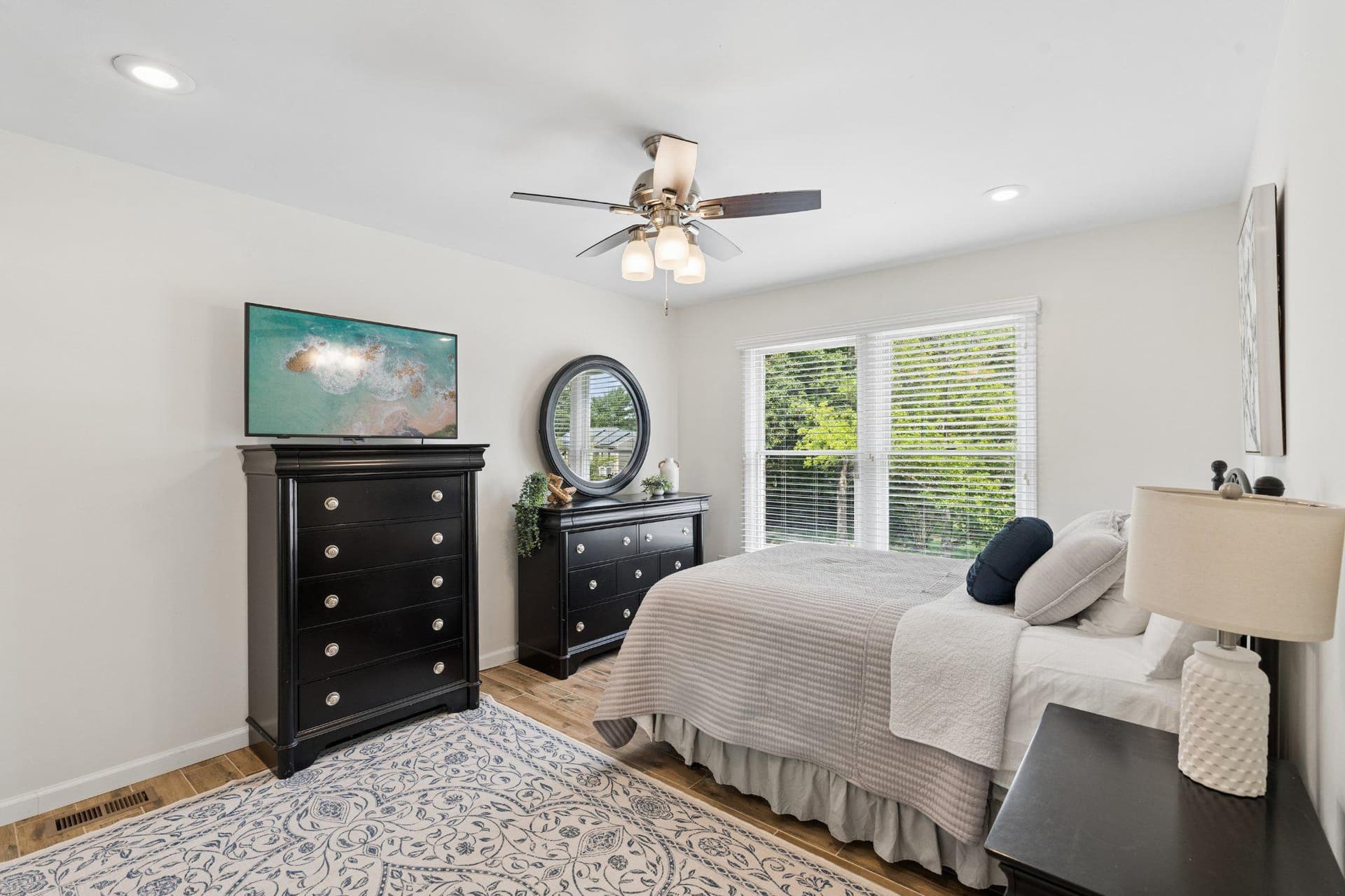 2389 Ballard Way photo 50