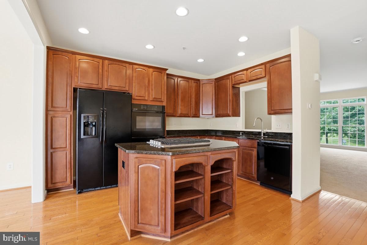 8910 Dawson Manor Drive photo 13