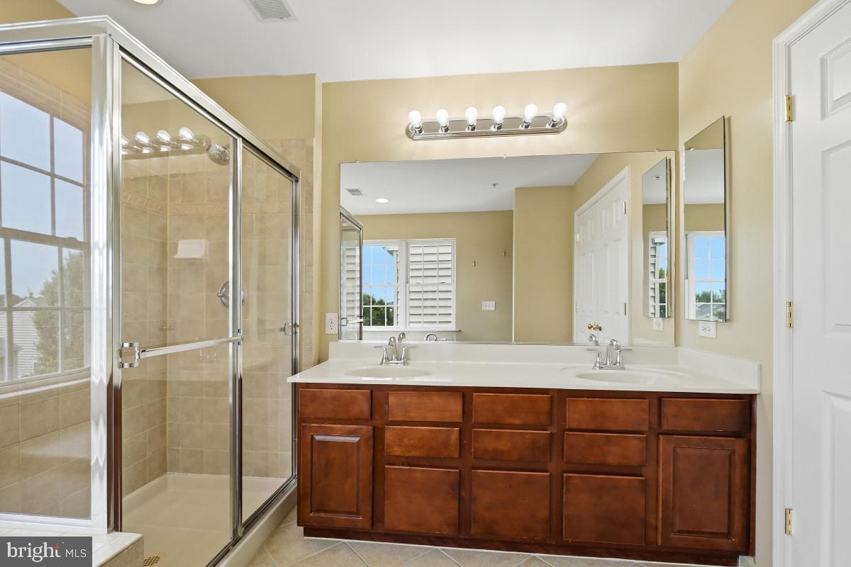 8910 Dawson Manor Drive photo 28