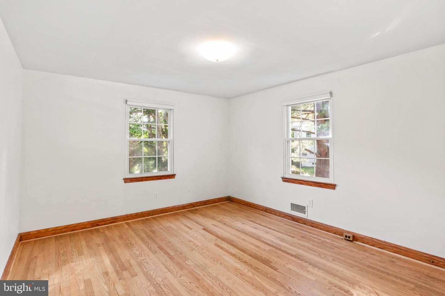 2311 Daniels Road photo 21