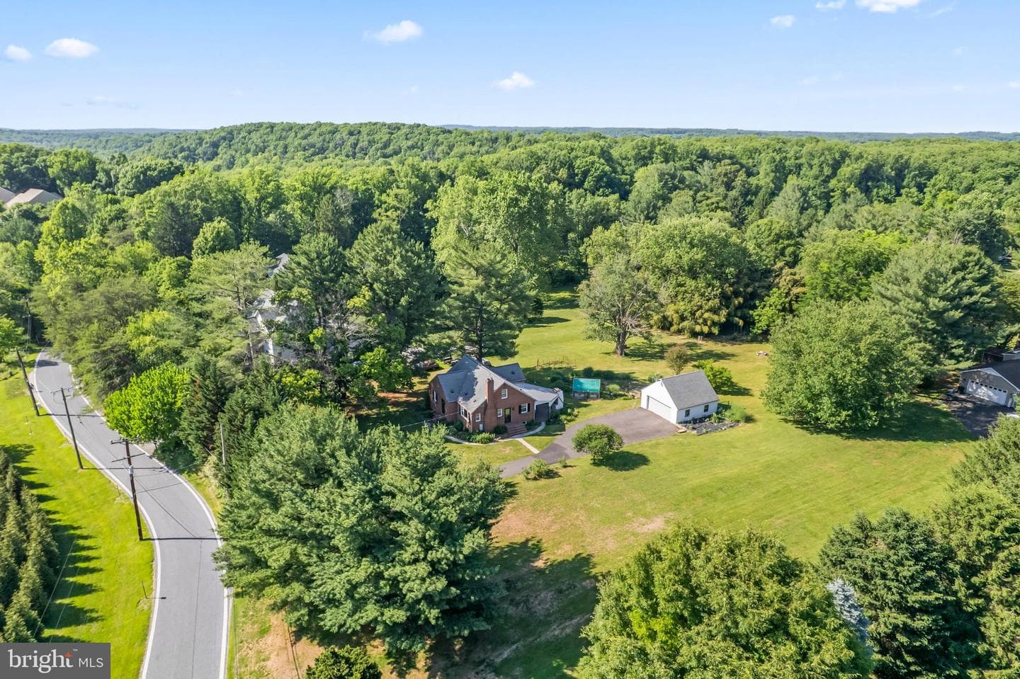 2311 Daniels Road photo 58
