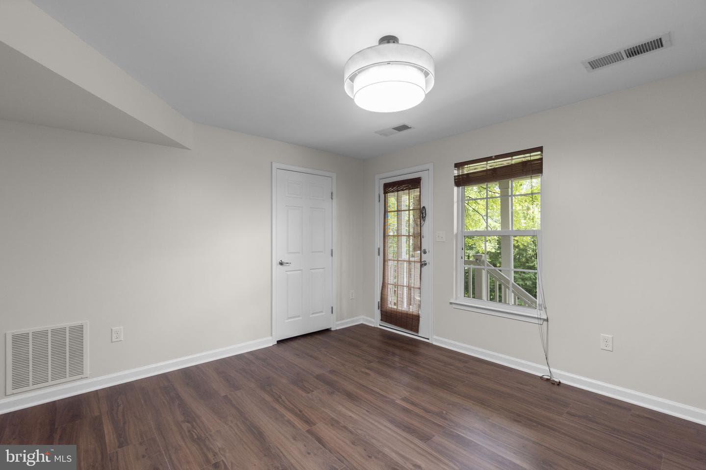 9505 Liverpool Lane #93 photo 31