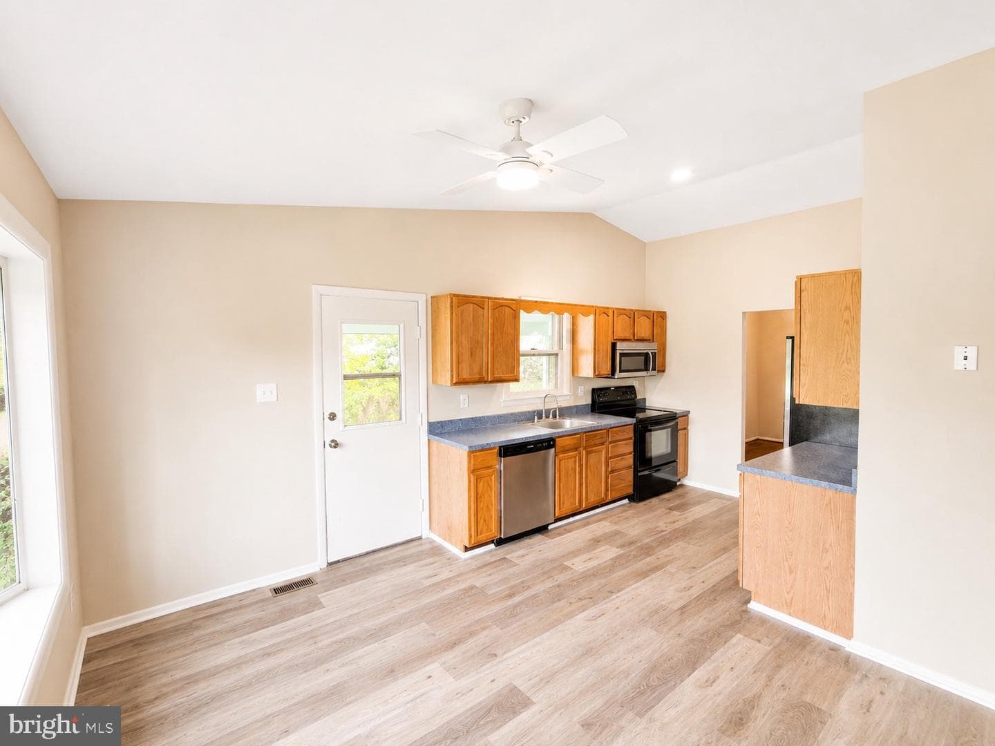 11295 Old Hopkins Road photo 11