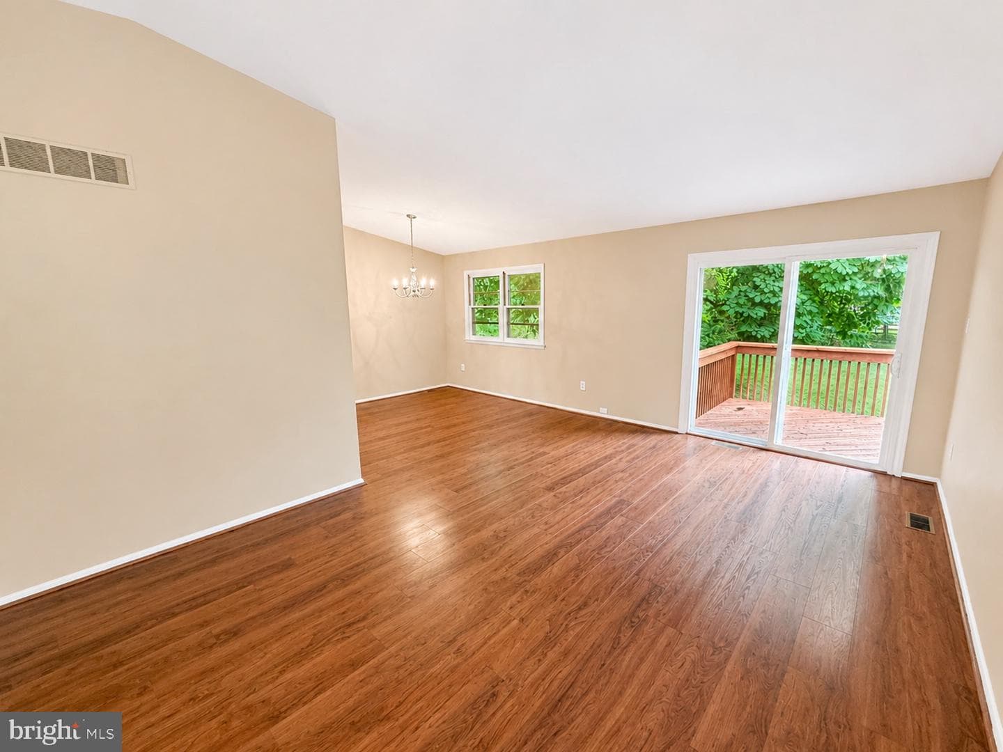 11295 Old Hopkins Road photo 6