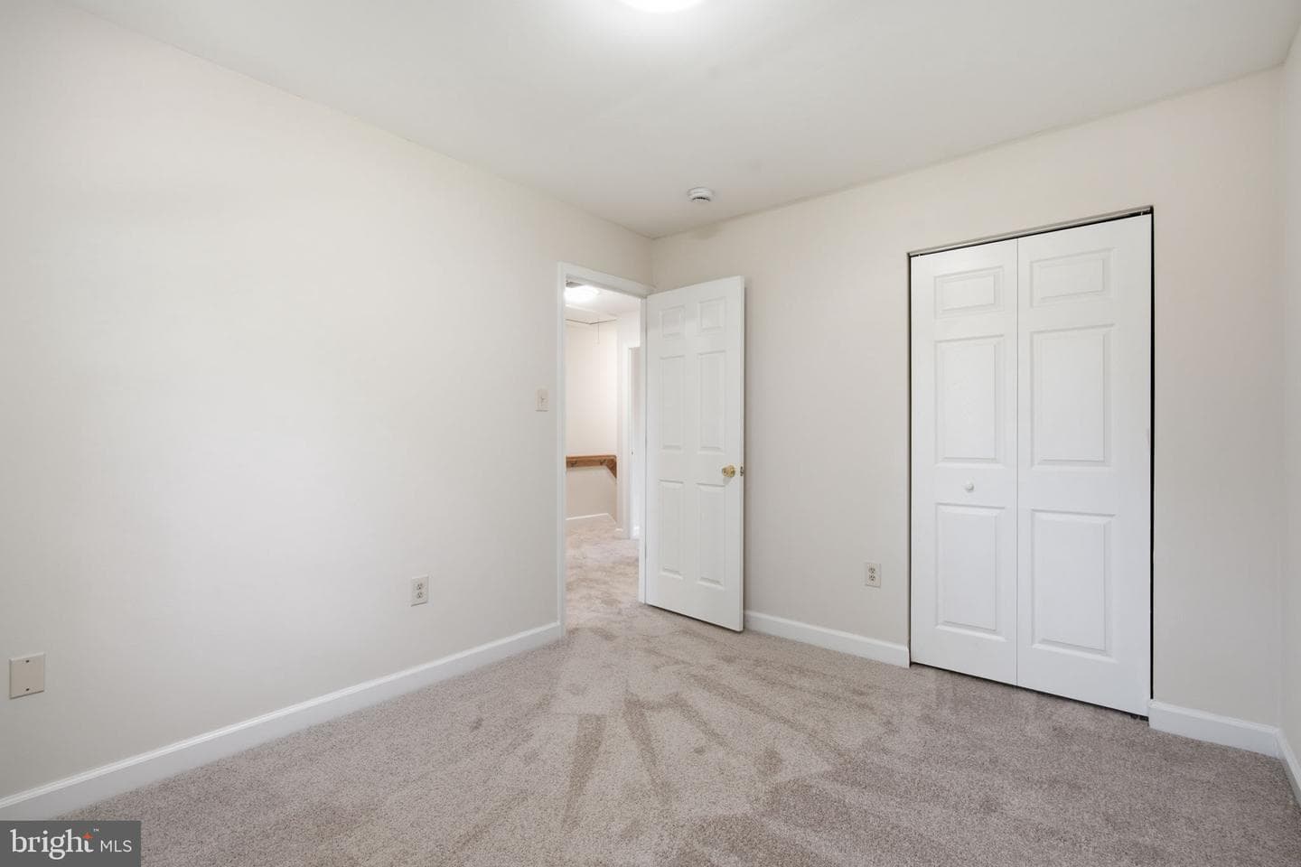 5828 Alderleaf Place photo 31