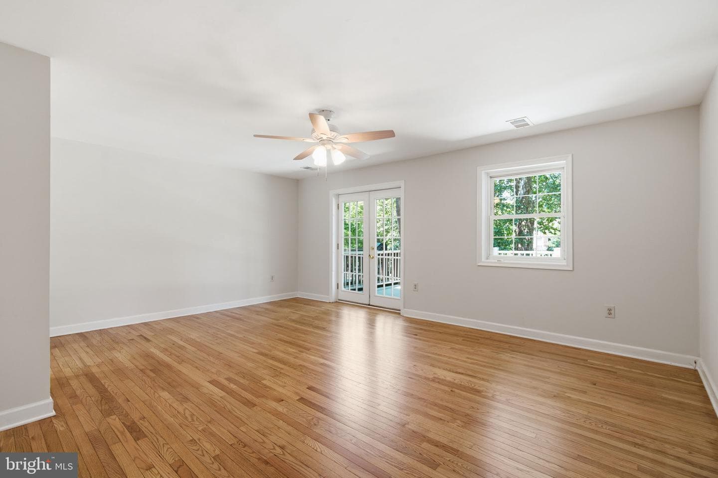 5828 Alderleaf Place photo 4