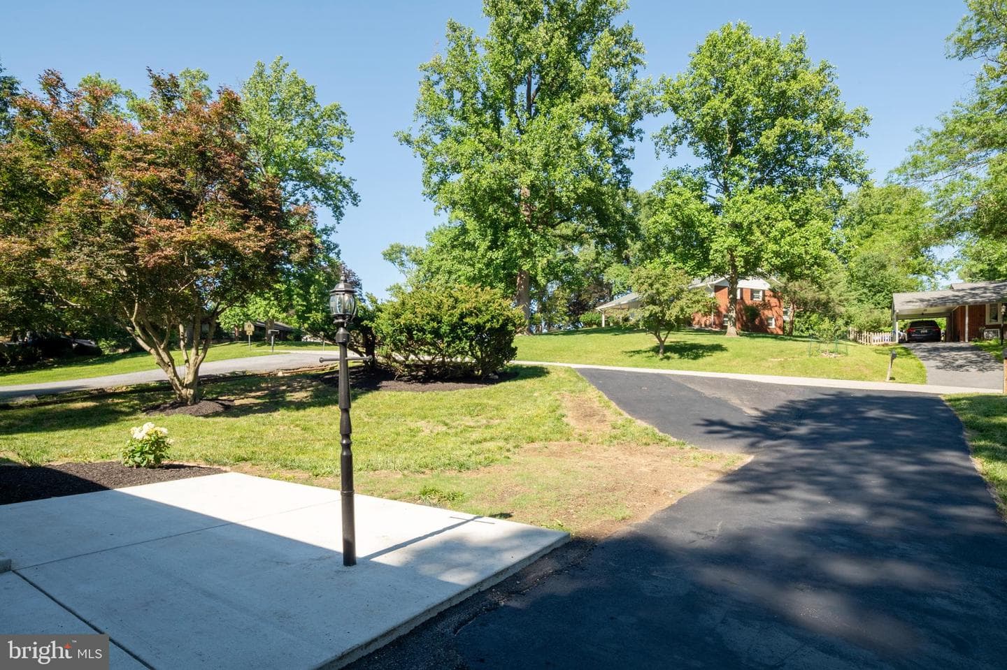 6702 Allview Drive photo 2