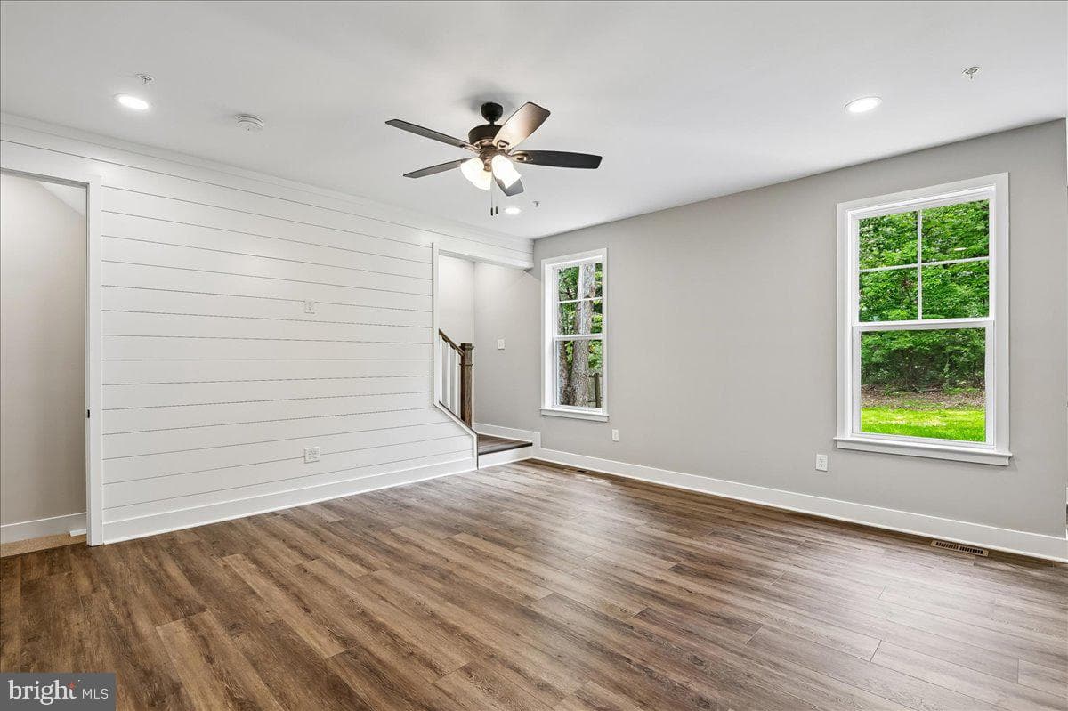 9312 Madison Avenue photo 10
