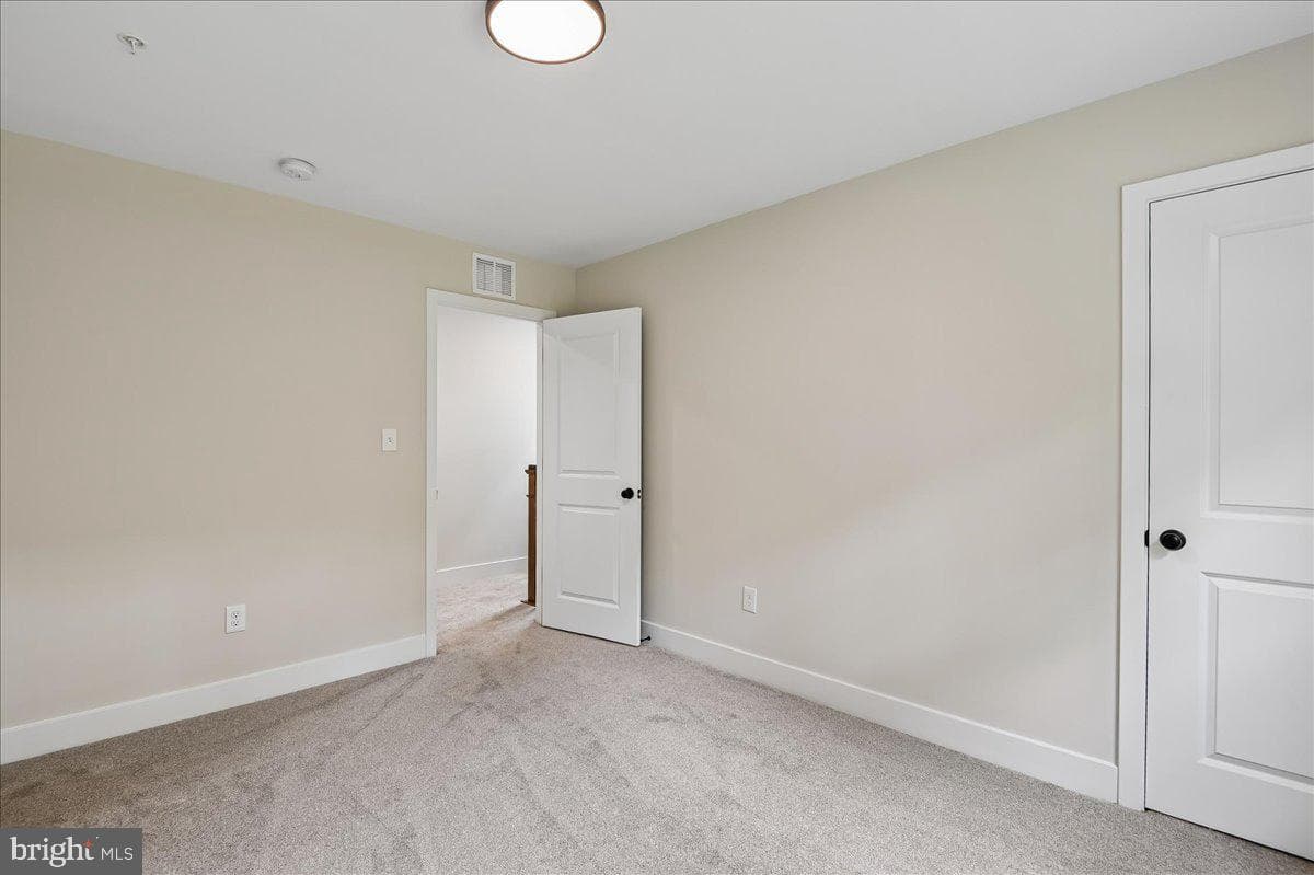 9312 Madison Avenue photo 29