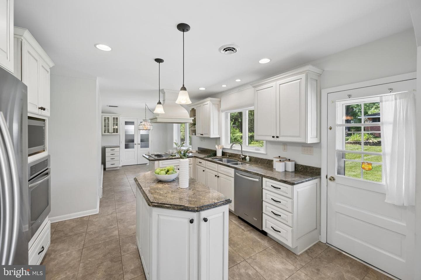 9710 Hillsmere Road, Ellicott City