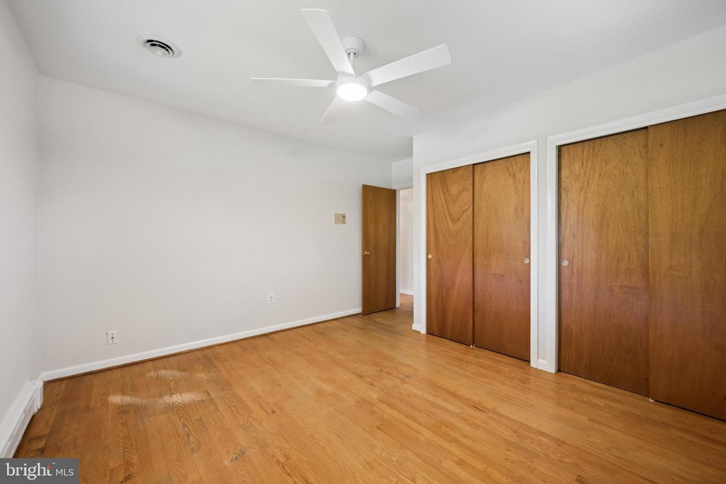 9710 Hillsmere Road photo 24