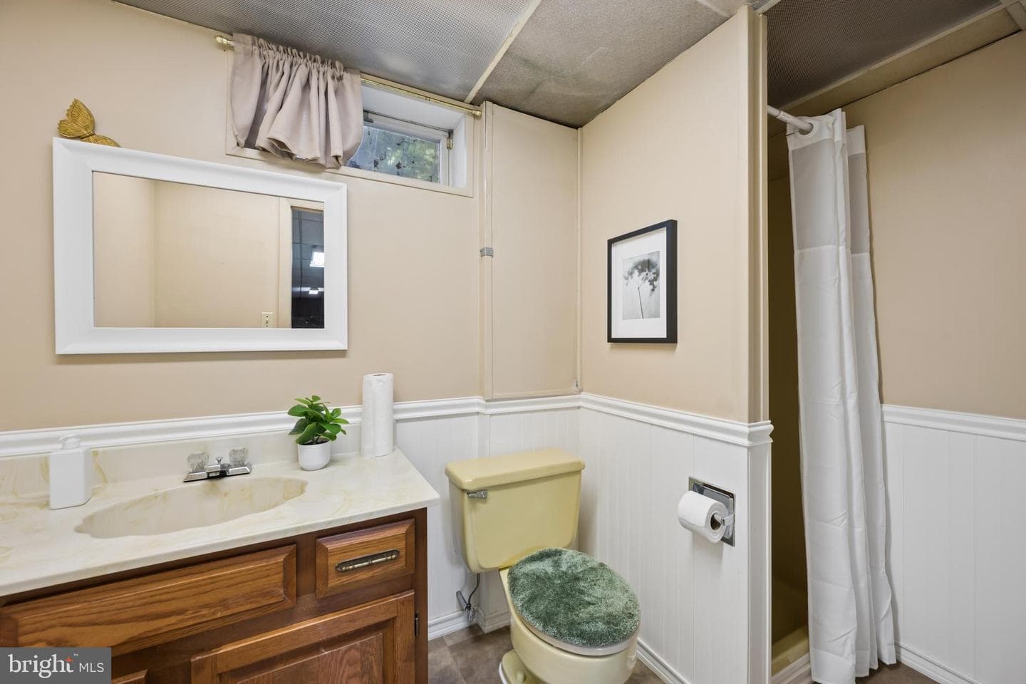9710 Hillsmere Road photo 34
