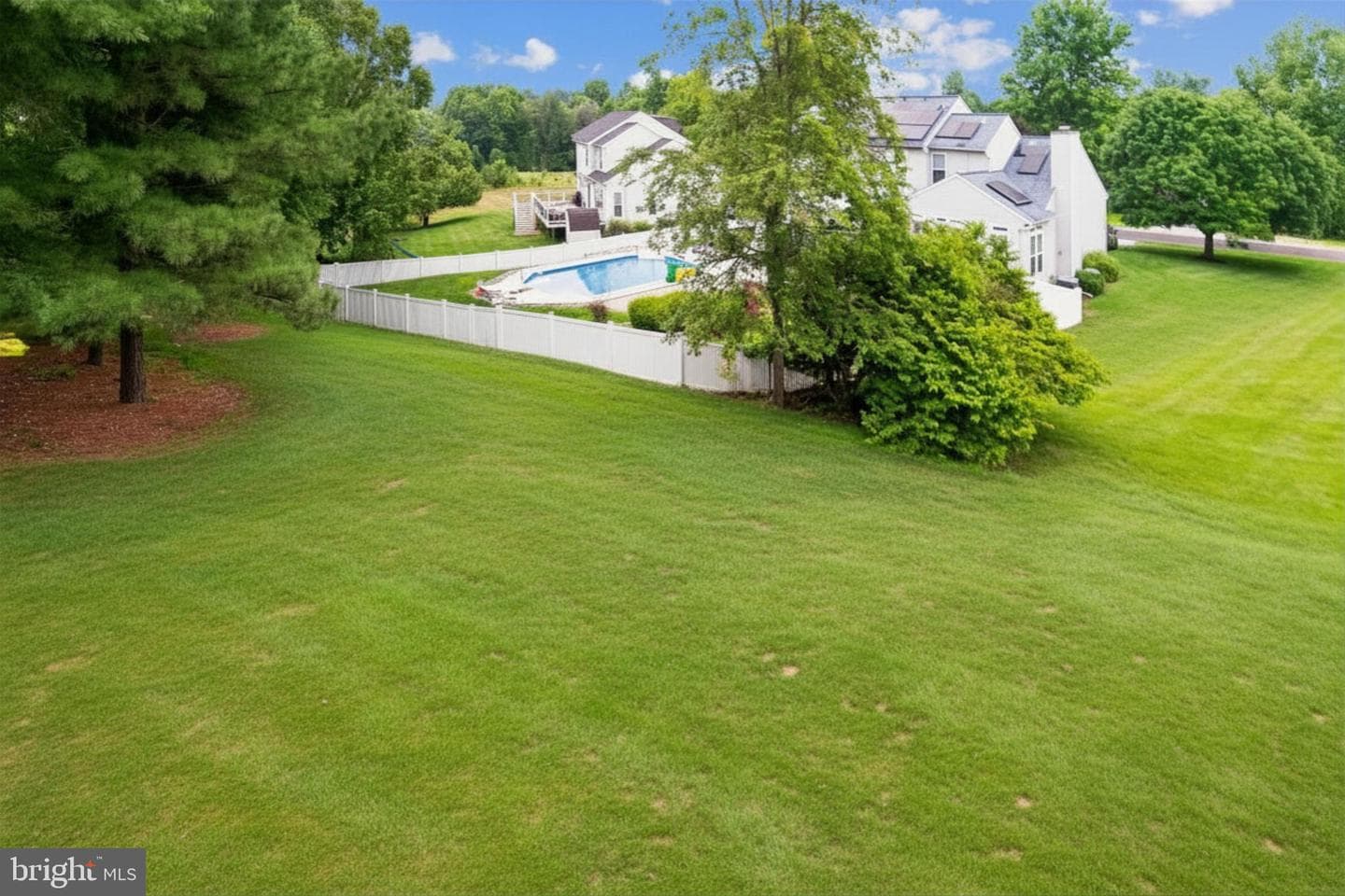 8608 Lawrence Mill Court photo 25