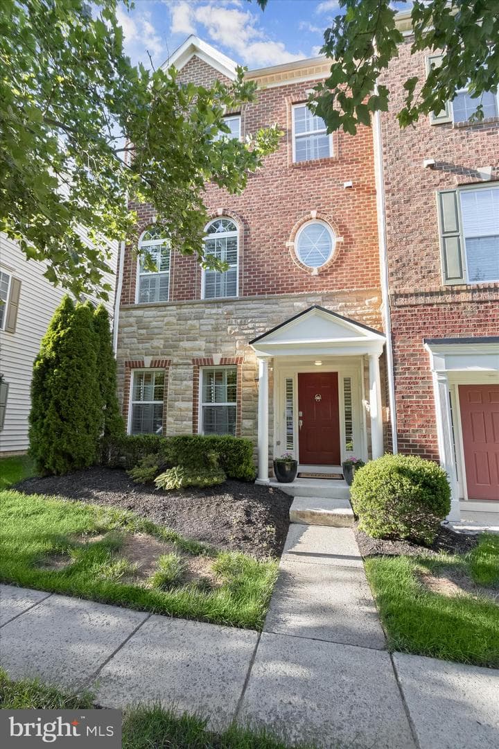 10512 Old Ellicott Circle #48