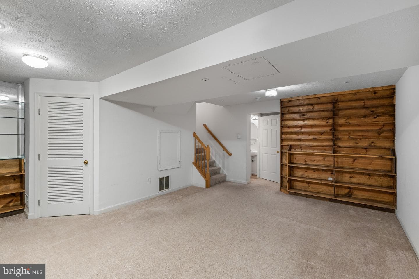 8813 Evermore Court photo 26