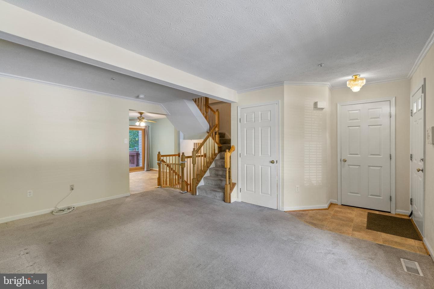 8813 Evermore Court photo 5