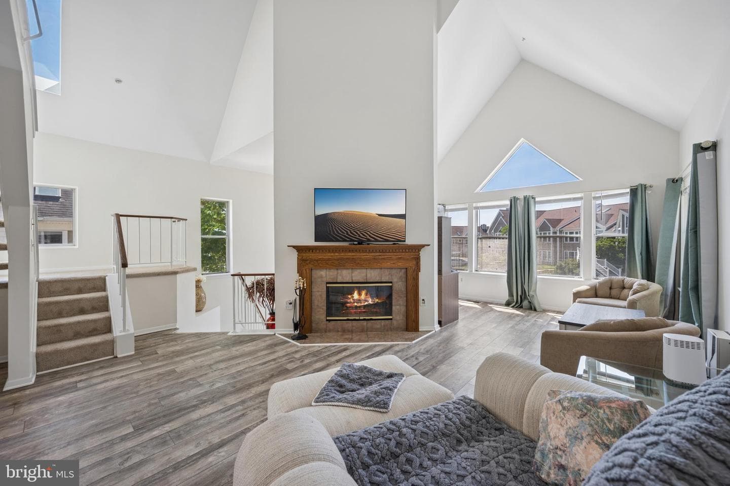 7649 Stony Creek Lane photo 3