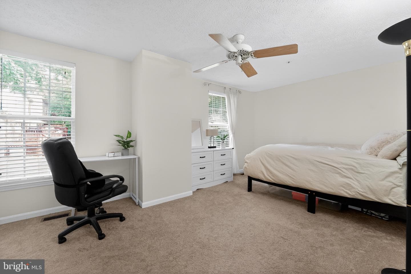 6049 Shepherd Square #92 photo 9