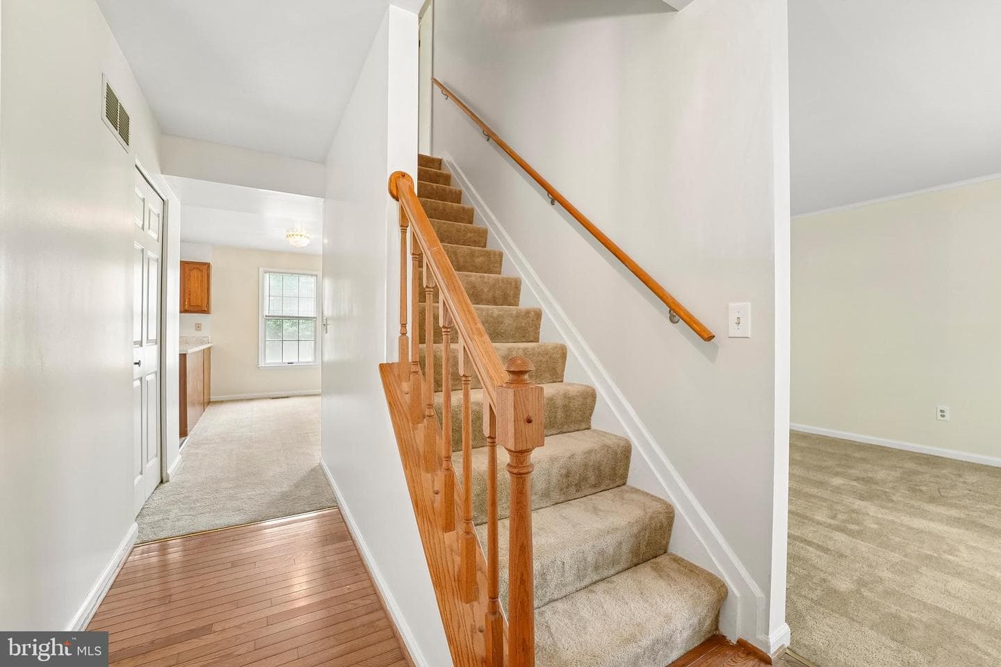 4820 Lauren Court photo 10