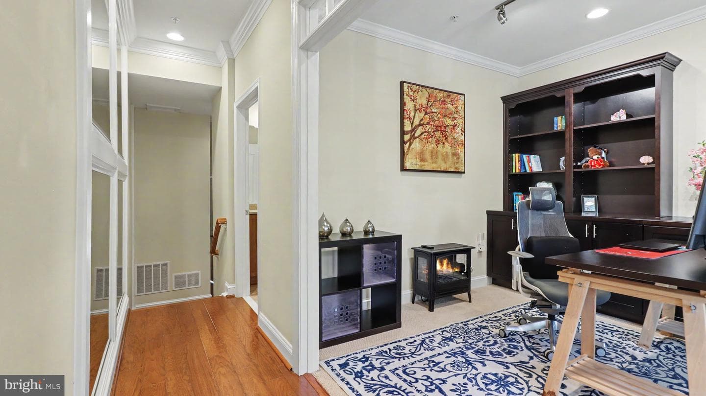 11393 Iager Boulevard #21 photo 9